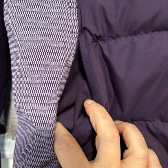 Lululemon Fluff Off Pullover Deep Zinfandel Purple Mini Check Pique Down Jacket - Picture 9 of 10